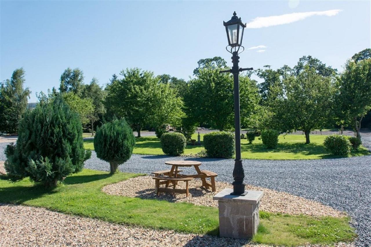 Tweed Lodge Пърт Екстериор снимка